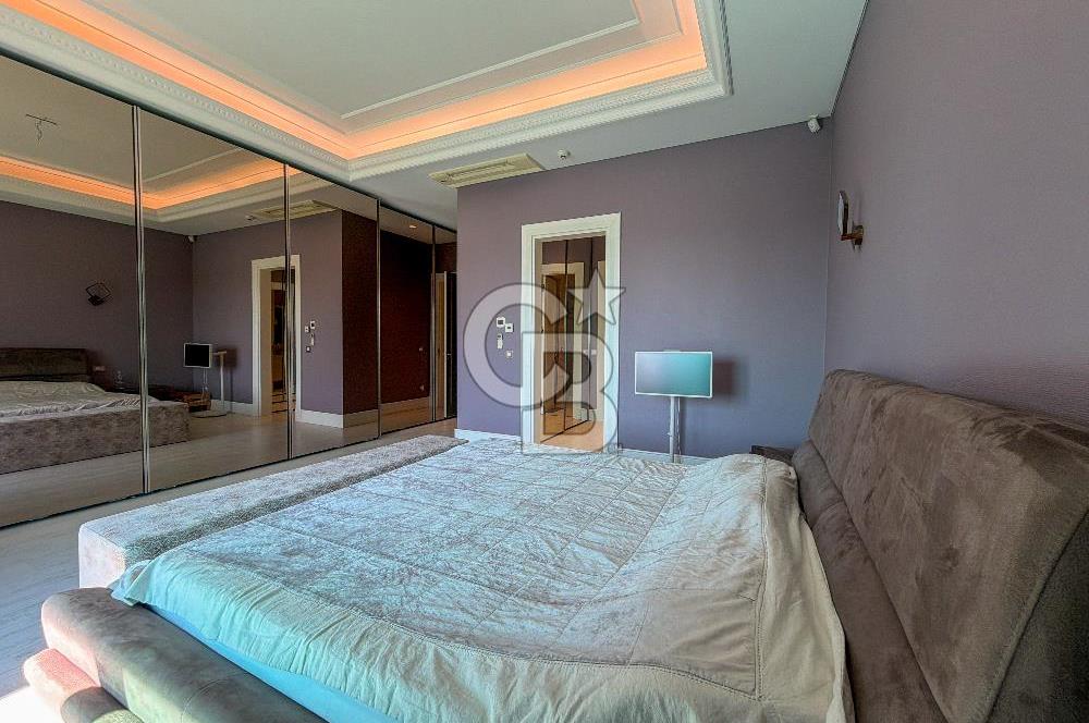 Pelican Ihlamur' da Köşe Konumda Satılık Tek Katlı Özel Villa