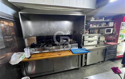 KONAK MEYDANDA DEVREN KİRALIK KAFE