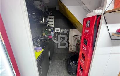 KONAK MEYDANDA DEVREN KİRALIK KAFE