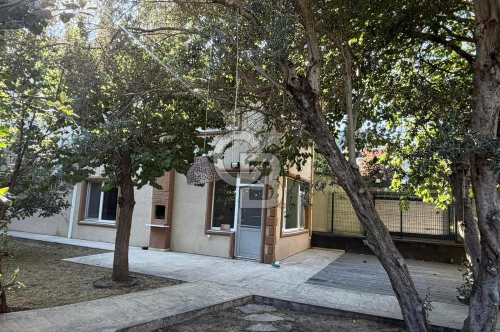 Üsküdar Barbaros Mah SATILIK Köşe Parsel MÜSTAKİL EV