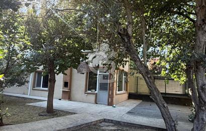 Üsküdar Barbaros Mah SATILIK Köşe Parsel MÜSTAKİL EV