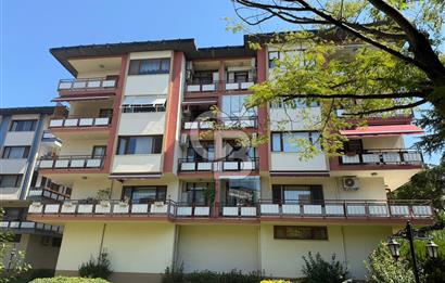 Acıbadem Tibaş Park Sitesinde 3+1 Arakatta KİRALIK Daire
