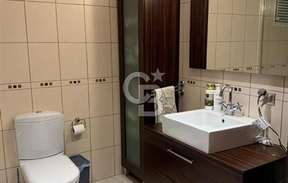 Acıbadem Tibaş Park Sitesinde 3+1 Arakatta KİRALIK Daire