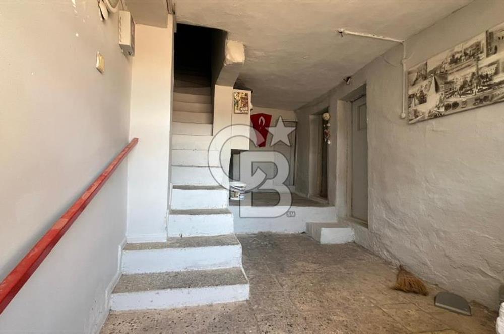 İZMİR BAYRAKLI ÇİÇEK MAHALLESİ DENİZ MANZARALI KİRALIK DAİRE