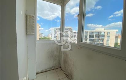  izmir Çiğli balatcık'da Deniz manzaralı güvenlikli sitede kiracısız satılık 2+1 daire