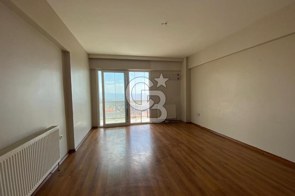  izmir Çiğli balatcık'da Deniz manzaralı güvenlikli sitede kiracısız satılık 2+1 daire