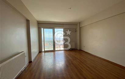  izmir Çiğli balatcık'da Deniz manzaralı güvenlikli sitede kiracısız satılık 2+1 daire
