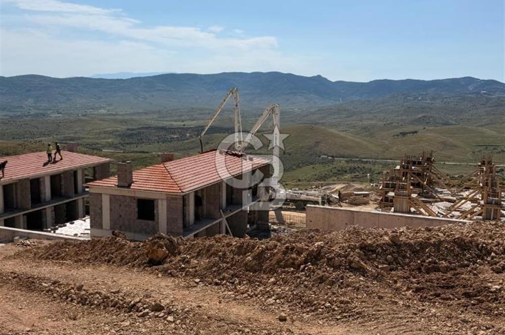 🌿 YENİ FOÇA’DA PRESTİJLİ KONUMDA MÜSTAKİL VİLLA ARSASI