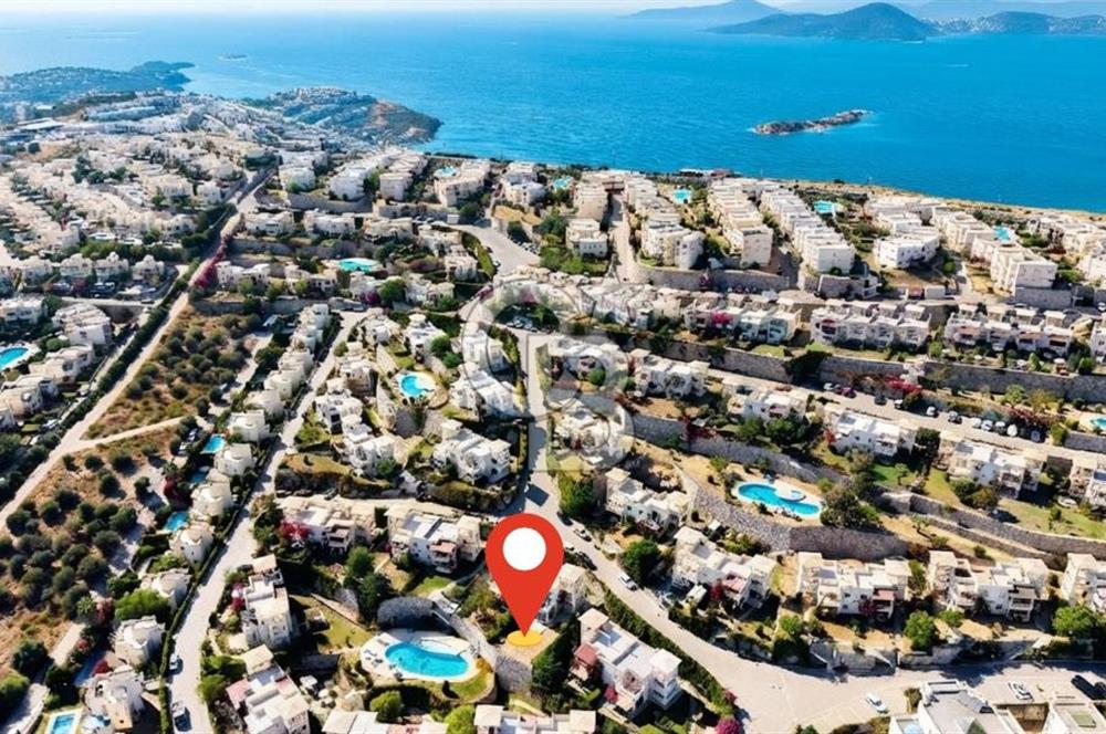Bodrum Boğaziçi, Satılık, Eşyalı, 2+1 Geniş Bahçe Katı daire