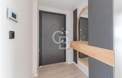 Muradiye Rainbow Life AVM'de 66 m² Satılık 1+1 Modern Ofis