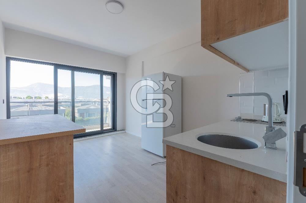 Muradiye Rainbow Life AVM'de Eşyalı 1+1 Kiralık Ofis