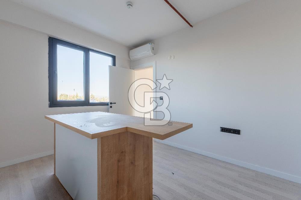 Muradiye Rainbow Life AVM'de Kiralık 1+1 Modern Ofis