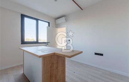 Muradiye Rainbow Life AVM'de 66 m² Satılık 1+1 Modern Ofis