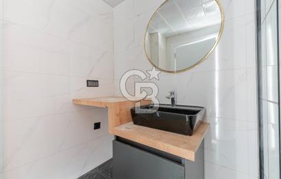 Muradiye Rainbow Life AVM'de 66 m² Satılık 1+1 Modern Ofis