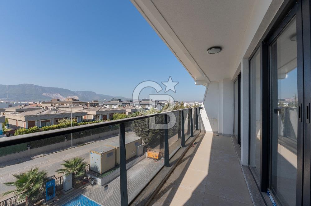 Muradiye Rainbow Life AVM'de Eşyalı 1+1 Kiralık Ofis