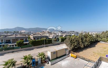 Muradiye Rainbow Life AVM'de Eşyalı 1+1 Kiralık Ofis