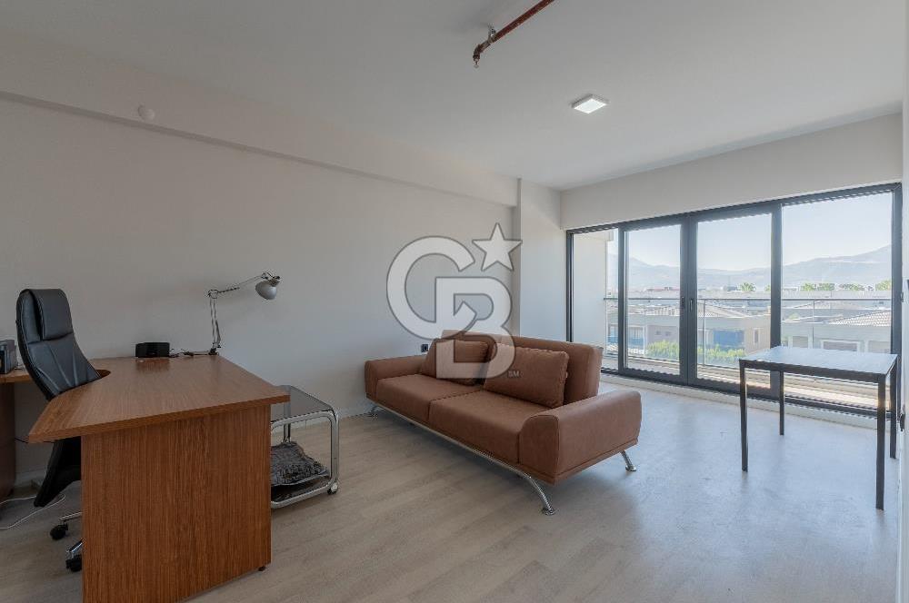 Muradiye Rainbow Life AVM'de Eşyalı 1+1 Kiralık Ofis