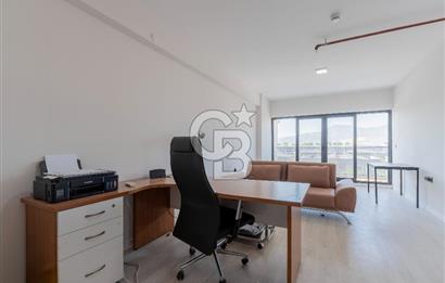 Muradiye Rainbow Life AVM'de 64 m² Satılık 1+1 Modern Ofis