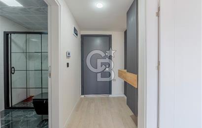 Muradiye Rainbow Life AVM'de Eşyalı 1+1 Kiralık Ofis