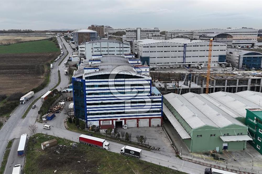 HADIMKÖY AKPINAR BÖLGESİNDE 15.396 M² KİRALIK DEPO&ÜRETİM TESİSİ