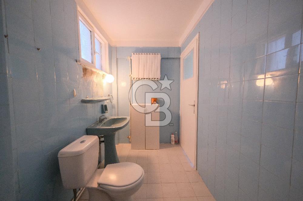 Şişli Mecidiyeköy Torun Center Yanı Önü Açık Kiralık 3+1 Ara Kat