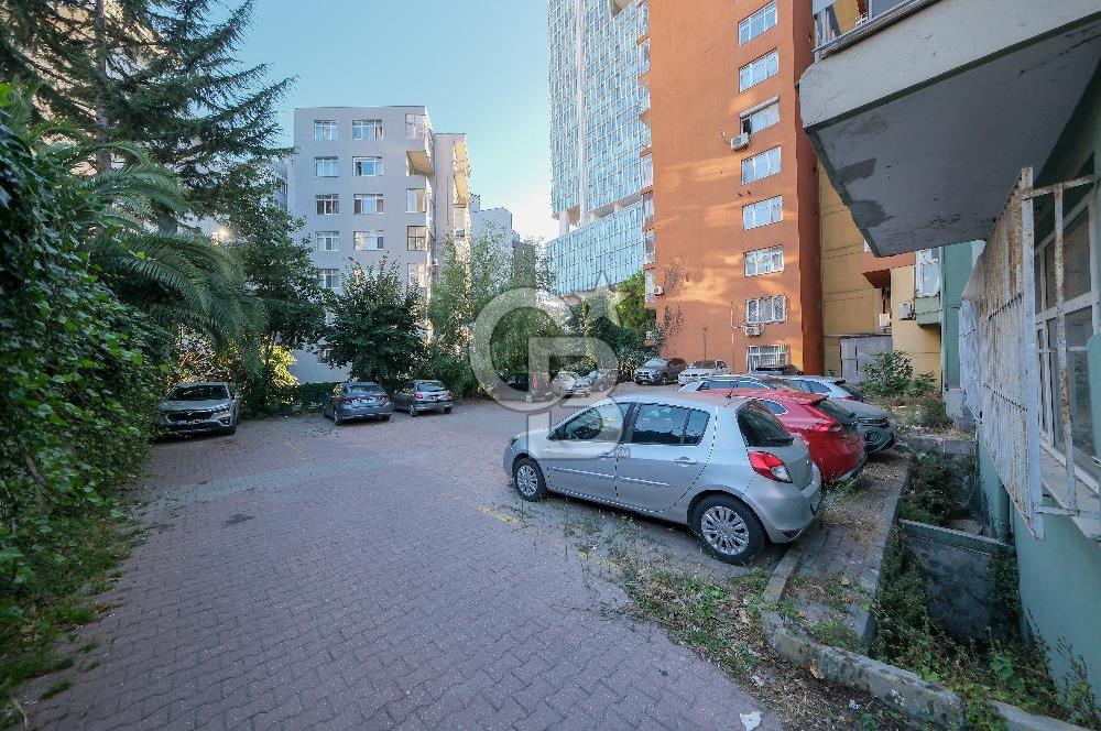Şişli Mecidiyeköy Torun Center Yanı Önü Açık Kiralık 3+1 Ara Kat