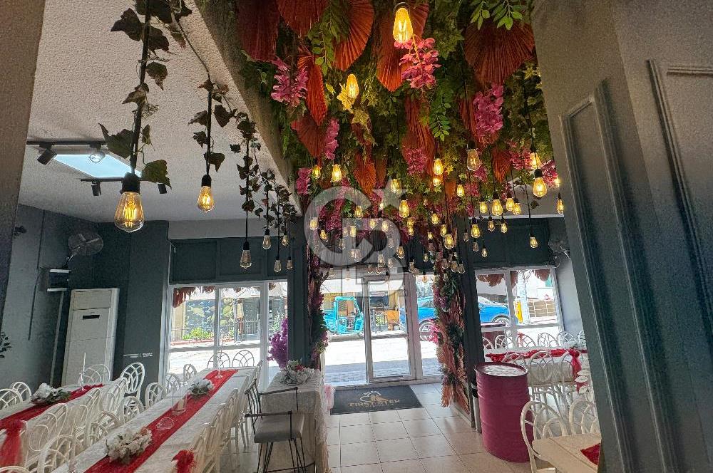İzmir Karabağlar'da Kiralık Eşyalı Kafe ve Restoran