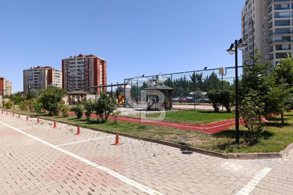 TURGUTÖZAL MAHALLESİ MERKEZİ KONUMDA GENİŞ BALKONLU 4+1