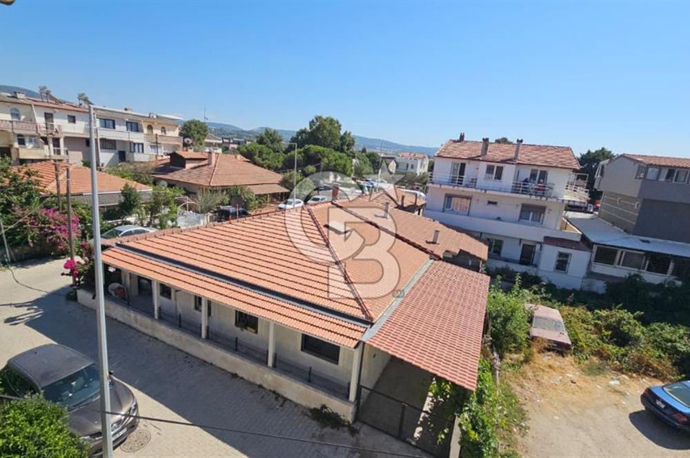 Urla, Atatürk Mahallesinde Eşyalı Kiralık 3+1 Daire