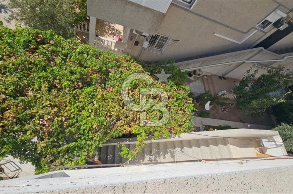 Urla, Atatürk Mahallesinde Eşyalı Kiralık 3+1 Daire