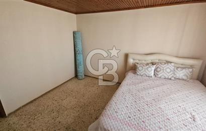 Urla, Atatürk Mahallesinde Eşyalı Kiralık 3+1 Daire
