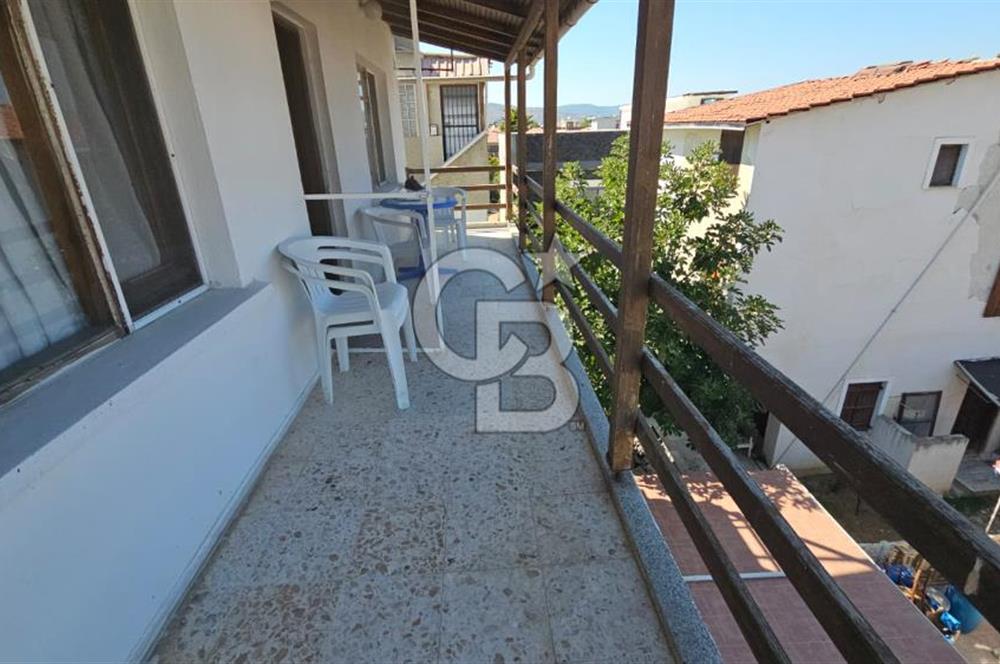 Urla, Atatürk Mahallesinde Eşyalı Kiralık 3+1 Daire
