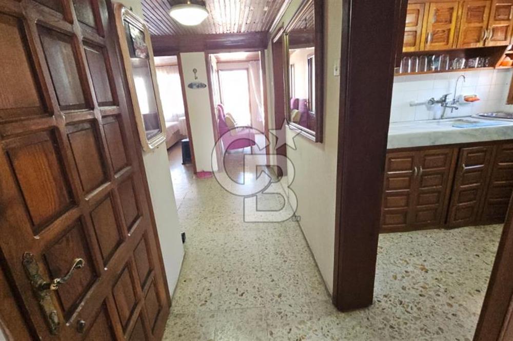 Urla, Atatürk Mahallesinde Eşyalı Kiralık 3+1 Daire