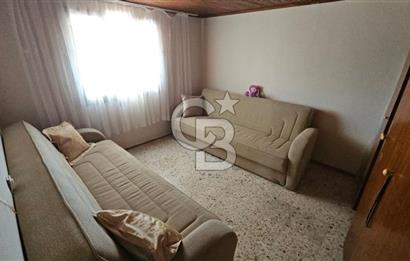 Urla, Atatürk Mahallesinde Eşyalı Kiralık 3+1 Daire