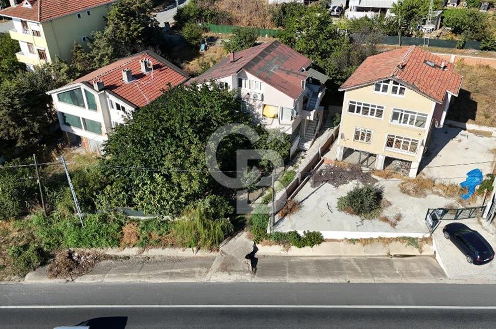 BÜYÜKÇEKMECE KUMBURGAZ E5 CEPHE 341 M² ARSA