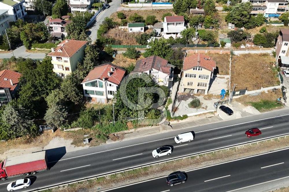 BÜYÜKÇEKMECE KUMBURGAZ E5 CEPHE 341 M² ARSA