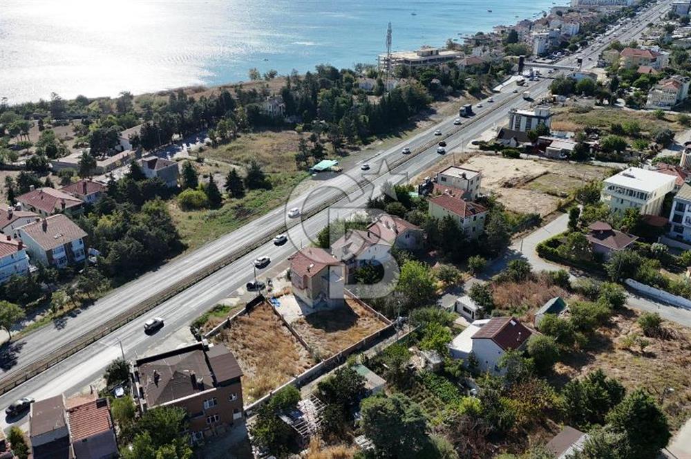 BÜYÜKÇEKMECE KUMBURGAZ E5 CEPHE 341 M² ARSA
