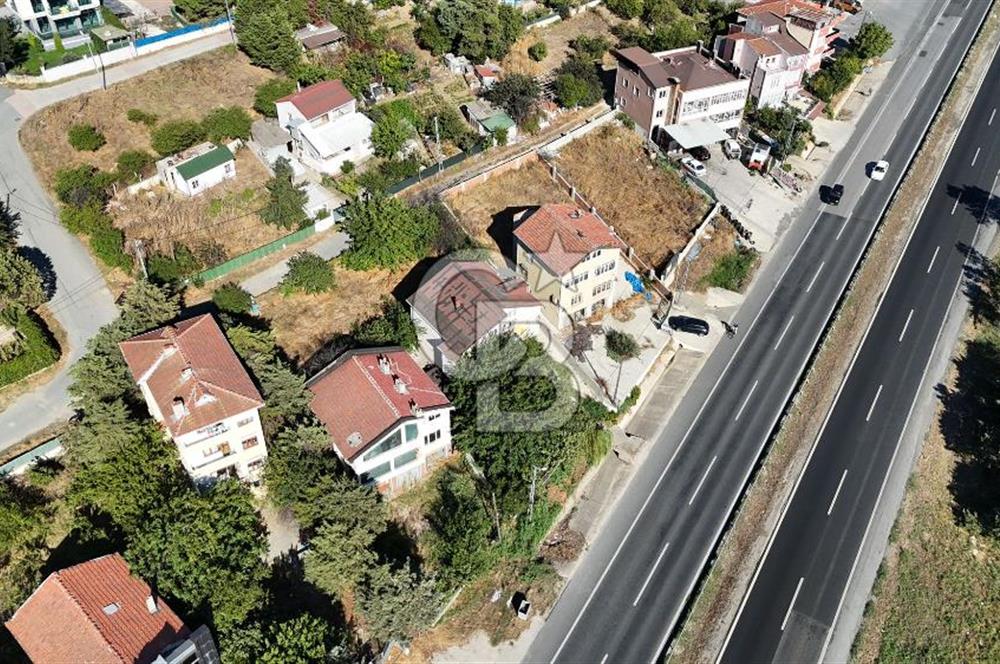 BÜYÜKÇEKMECE KUMBURGAZ E5 CEPHE 341 M² ARSA