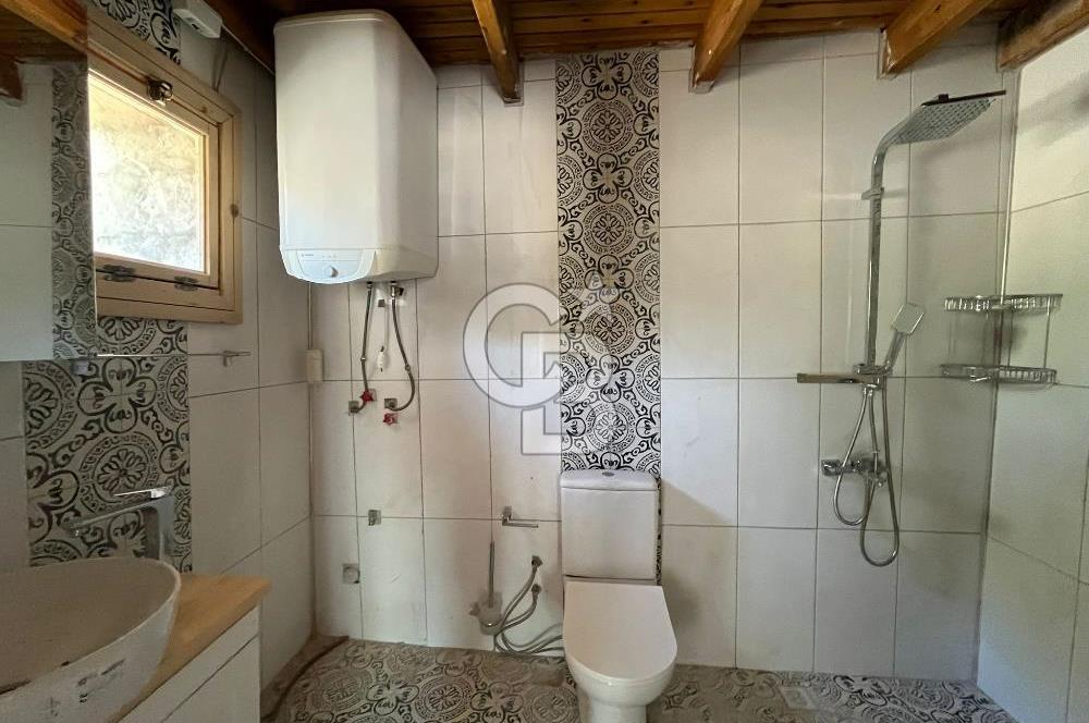 KÖYCEĞİZ EKİNCİK KOYU'NDA 1.300M² ARSA İÇİNDE TAŞ EV