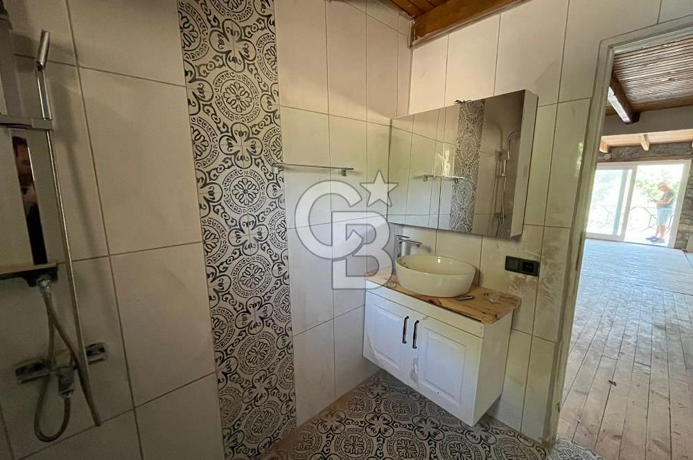 KÖYCEĞİZ EKİNCİK KOYU'NDA 1.300M² ARSA İÇİNDE TAŞ EV