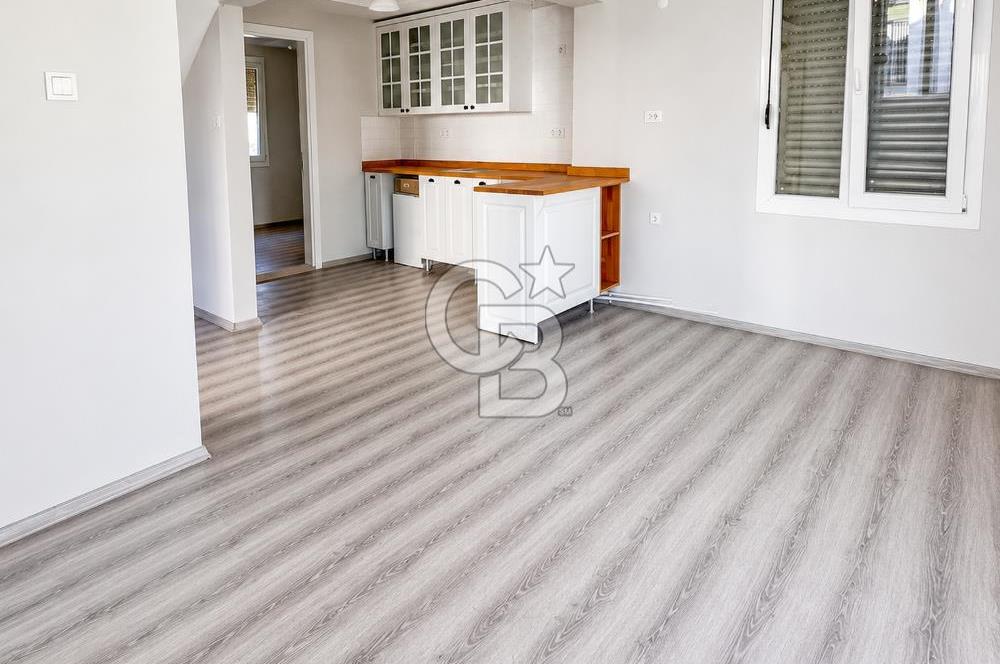 Ayvalık Altınova'da Müstakil Bahçeli 3+1 Kiralık Villa