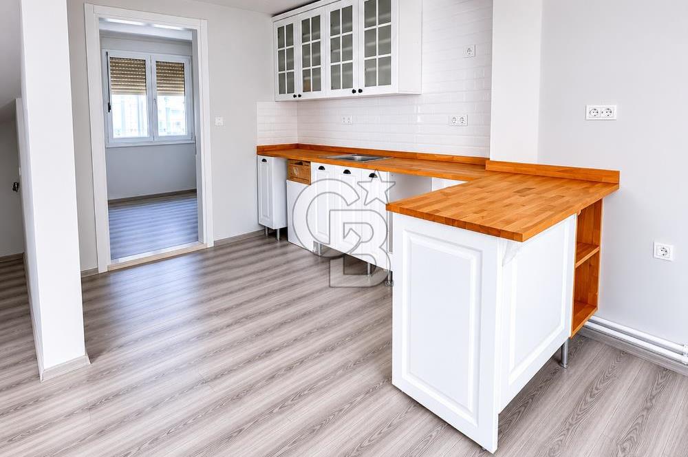 Ayvalık Altınova'da Müstakil Bahçeli 3+1 Kiralık Villa