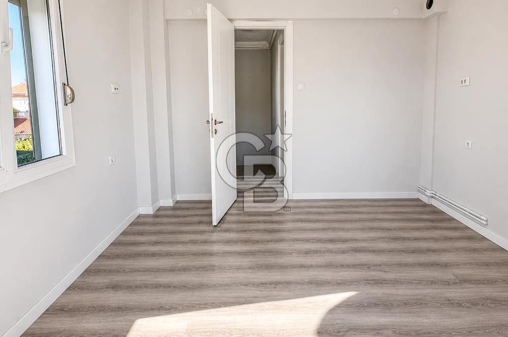 Ayvalık Altınova'da Müstakil Bahçeli 3+1 Kiralık Villa