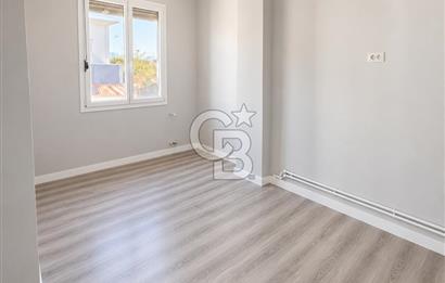 Ayvalık Altınova'da Müstakil Bahçeli 3+1 Kiralık Villa