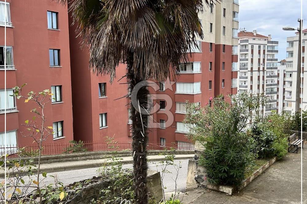TRABZON YEŞİLTEPE HEKİMLER SİTESİNDE SATILIK 2+1 DAİRE
