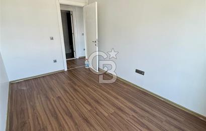 MİA PORTTA EMİN EVE UYGUN HAVALİMANINA YAKIN, 2+1 SATILIK