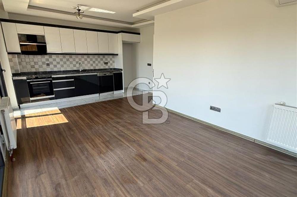 MİA PORTTA EMİN EVE UYGUN HAVALİMANINA YAKIN, 2+1 SATILIK