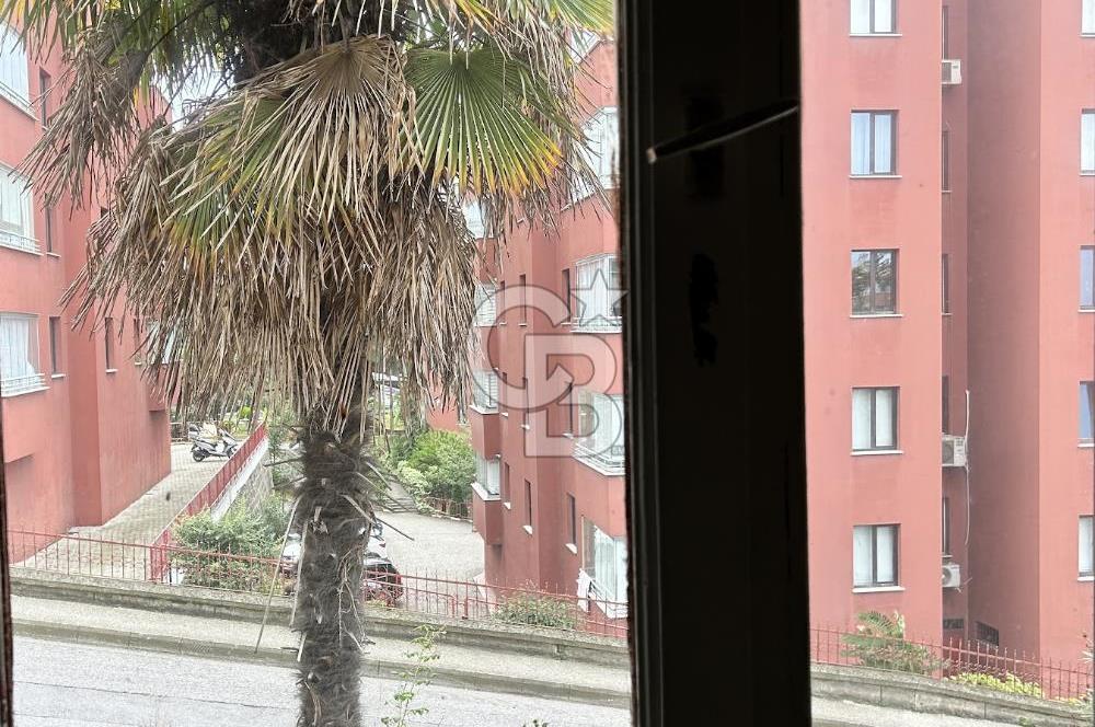 TRABZON YEŞİLTEPE HEKİMLER SİTESİNDE SATILIK 2+1 DAİRE
