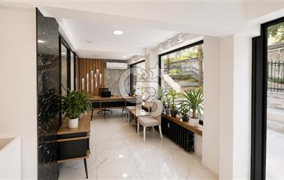 BAĞDAT CADDESİ'NDE 1. BİNADA , KÖŞE KONUMLU ,ÖN KULLANIMLI 75M2