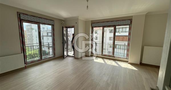 ERENKÖY BAĞDAT'A 3 DK. 2+1 81 M2 DEĞERLİ LOKASYON - 371085